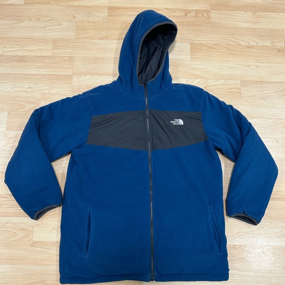 The North Face Men's Reversible Blue and Black Hooded Performance Jacket - Picture 1 of 4